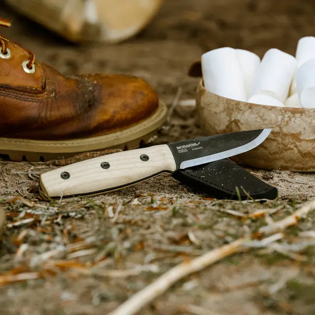 Kniv Morakniv Finn BlackBlade S AshWood 